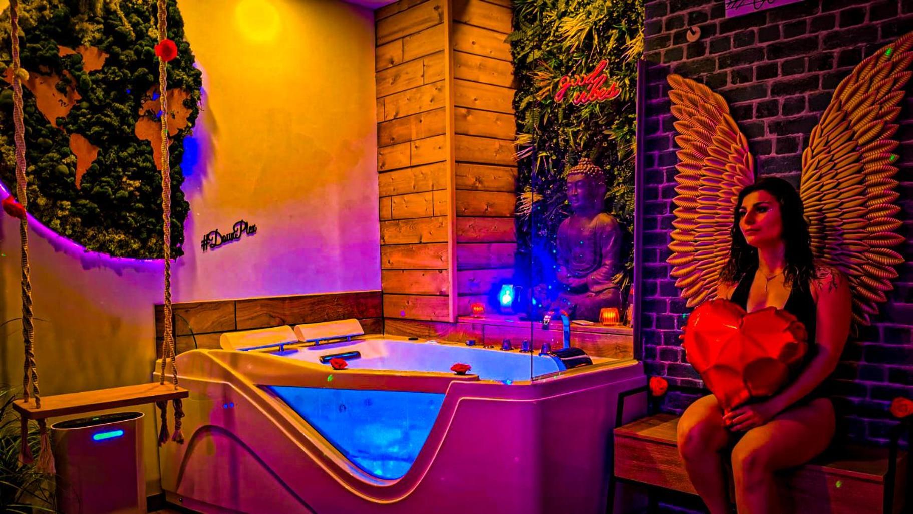 Eden Spa Et Cinema Brie-Comte-Robert Buitenkant foto